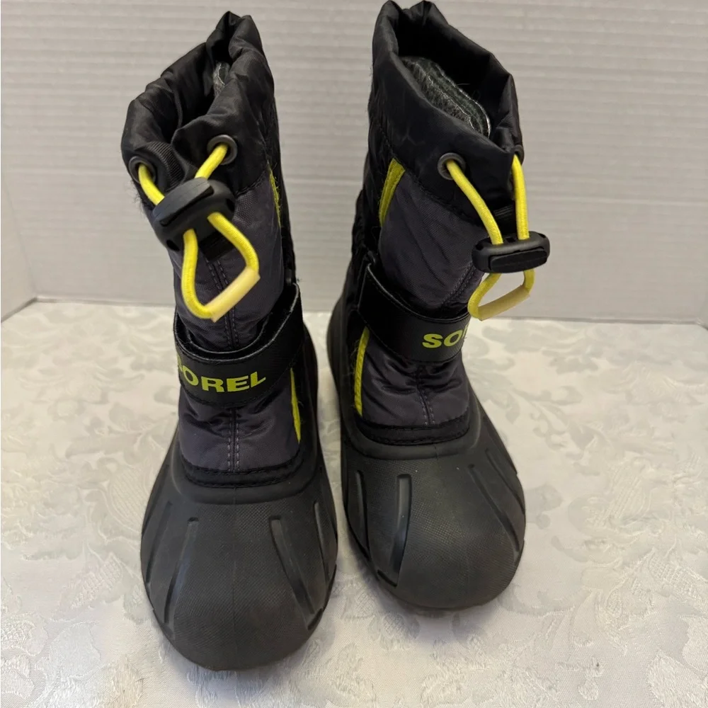 Sorel Children’s Flurry Snow Boot Black Yellow Kids‎ 11 Waterproof Warm